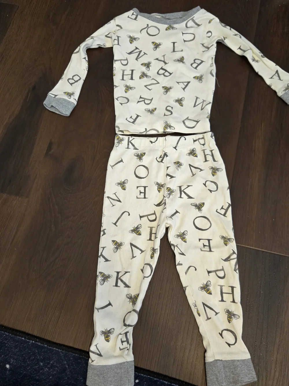 Burt's Bees Baby Cream Bee & Alphabet Pajama Set with Gray Trim, 18M